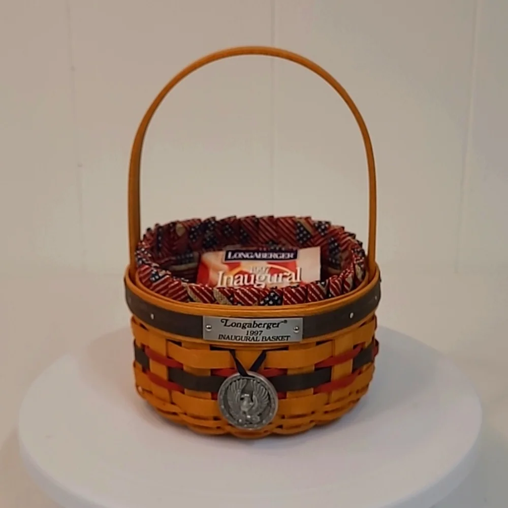Longaberger 1997 Inaugural Basket with Liner